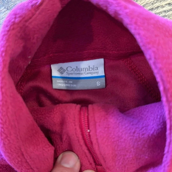 Columbia Fuchsia long sleeve fleece 1/4 zipper Small - Picture 6 of 10
